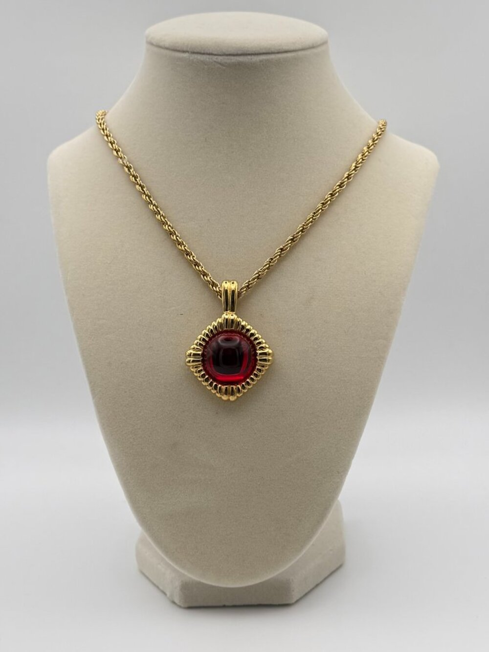 Kenneth Jay Lane Vintage Pendant Necklace